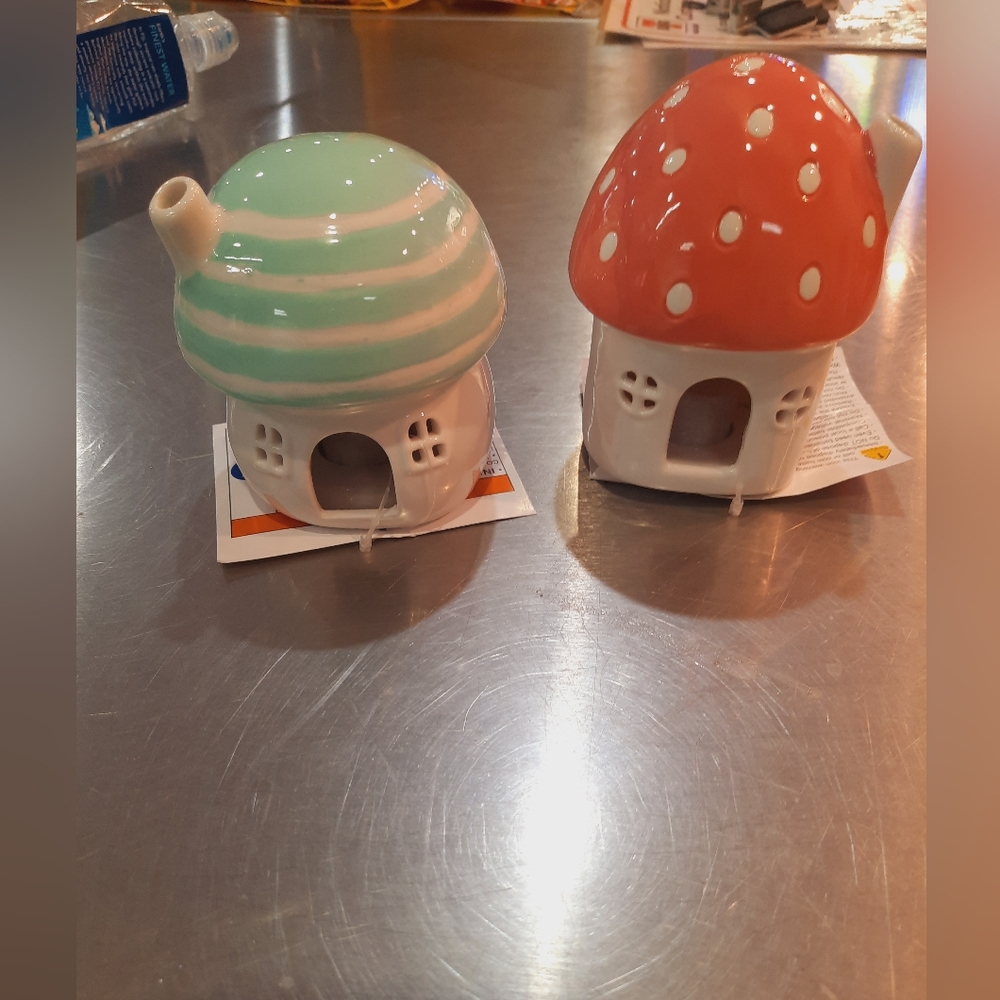 Target Spritz 4.5" Easter Mushroom House Pink & Blue Ceramic Light Up Figurines
